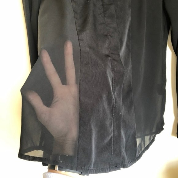 Philosophy Small Semi Sheer Pearl Button Up Black - Picture 2 of 7